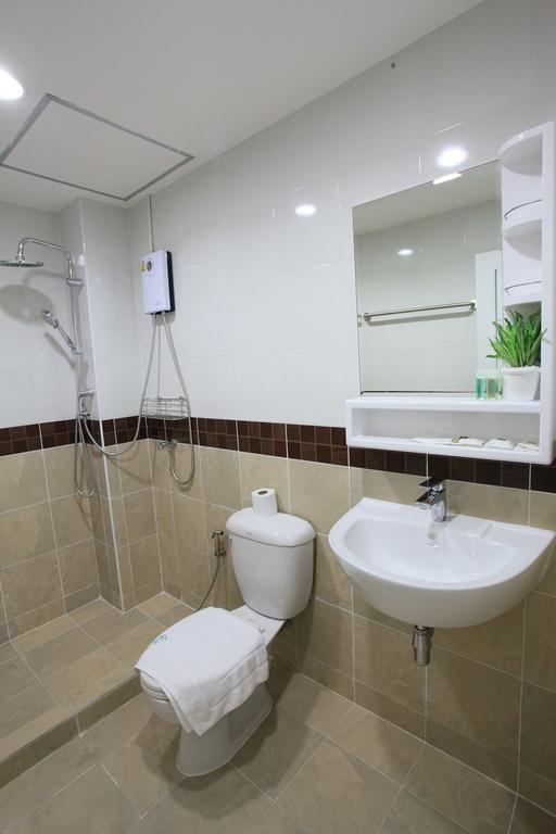 Living By Grace Apartment Si Sunthon Luaran gambar